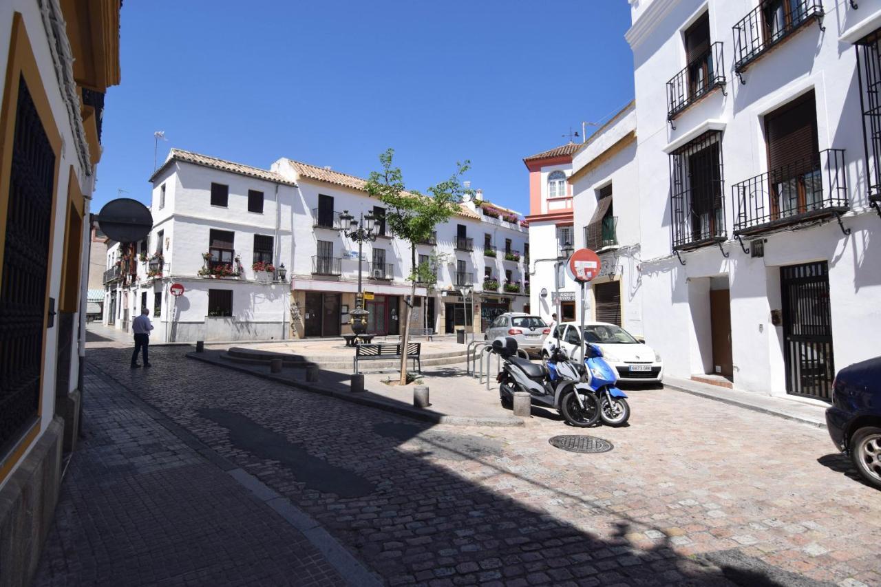Atico Aguayos Con Parking Gratis Lägenhet Córdoba Exteriör bild